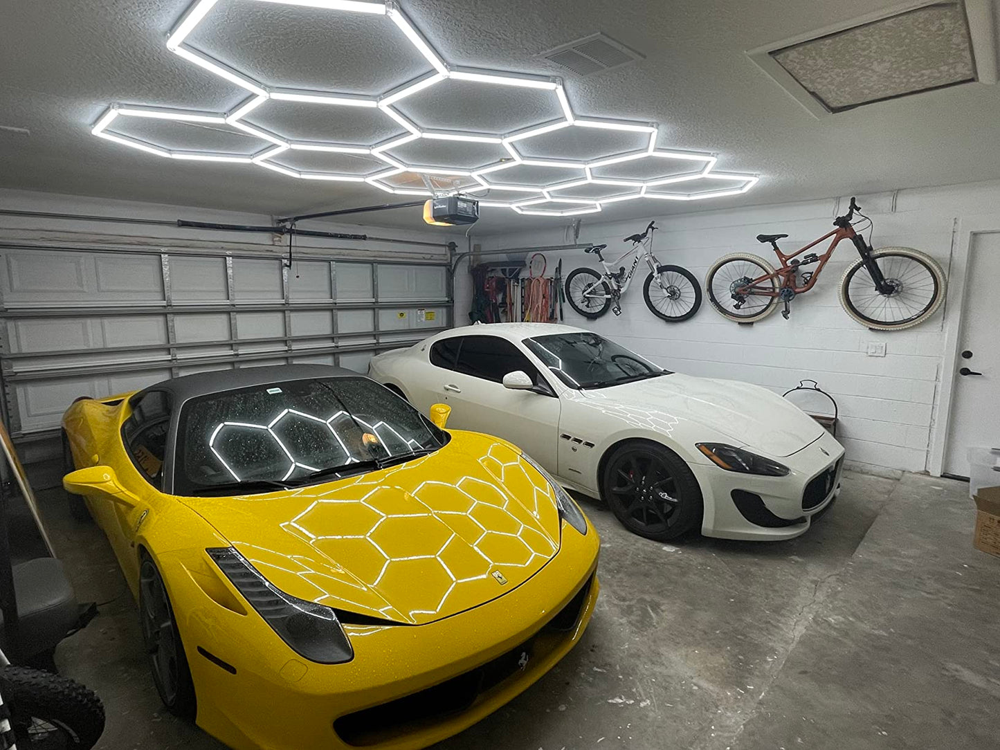 Lampe LED hexagonale en nid d'abeille idéale pour luminaire professionnel ( garage, barber, detailling, salle de sport )