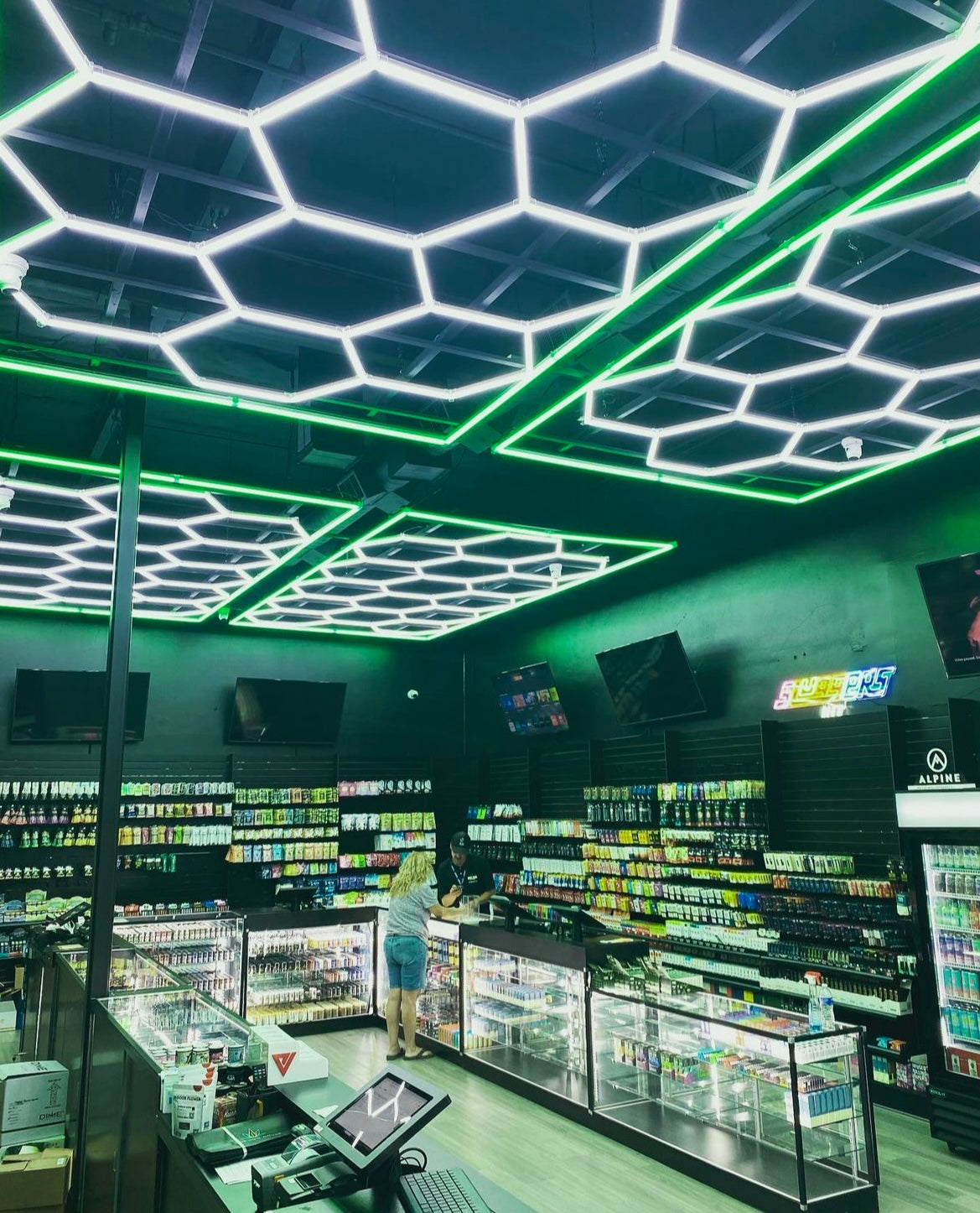 Lampe LED hexagonale en nid d'abeille idéale pour luminaire professionnel ( garage, barber, detailling, salle de sport )